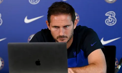 XONG! M.U lại nhận thêm thông tin có lợi từ Chelsea trong cuộc đua Top 4