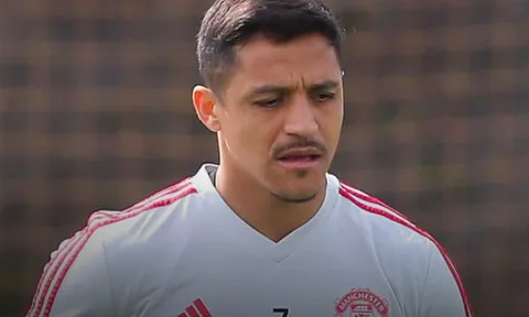 XONG! HLV Solskjaer xác nhận, "bom tấn" thảm họa rời Man Utd