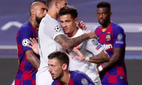 Philippe Coutinho có hành động tuyệt vời sau khi lập cú đúp