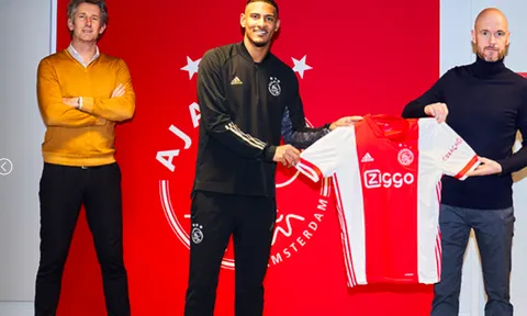 CHÍNH THỨC! Van der Sar hoàn tất HĐ đắt kỷ lục từ Premier League