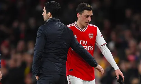 XONG! Đối tác xác nhận, Ozil coi như chia tay Arsenal tới bến đỗ mới