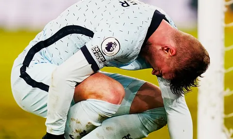 Hành trình từ "đỉnh" lao dốc không phanh của Chelsea diễn ra thế nào?