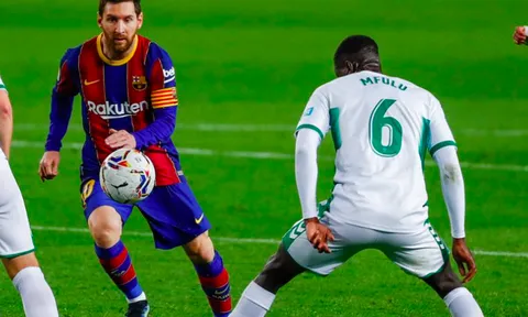 Ronaldo và Messi vẫn đang là số 1 ở Serie A và La Liga
