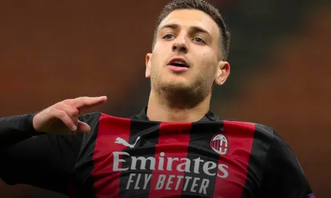 Đang đá cho AC Milan, Dalot có được ra sân đối đầu M.U?