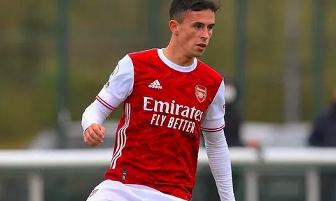 Arsenal chính thức hoàn tất hợp đồng mới