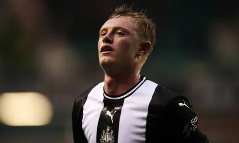 Sean Longstaff: "Họ từng ca ngợi và phát cuồng vì tôi"