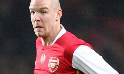Senderos: "Tôi biết Arsenal đang theo đuổi 2 cầu thủ đó"