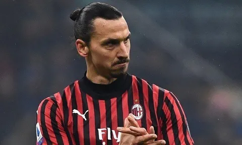 Sếp lớn Leeds tiết lộ 1 bí mật, suýt đưa Ibrahimovic trở lại nước Anh