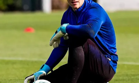Chỉ còn điểm tựa Griezmann, đây là thái độ của dàn sao Barca