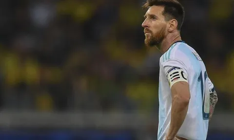 Cô đơn ám ảnh, đến bao giờ vinh quang với Argentina đây Messi!