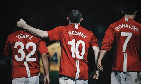 Siêu đội hình M.U hoàng kim của Rooney: Không De Gea + Pogba, có 'quái thú Judas'