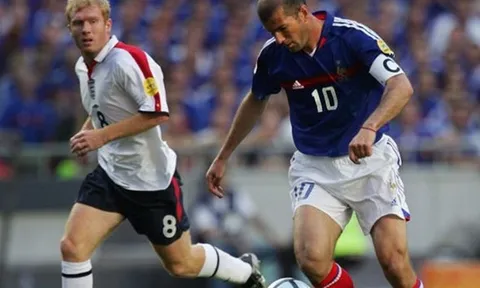 Siêu đội hình trong mơ của Paul Scholes: Không Messi, Rooney, Beckham, Vidic