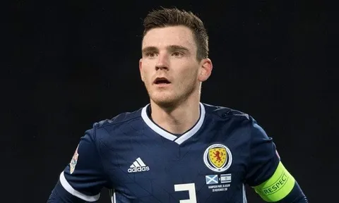 Hứng trọn cơn thịnh nộ, thủ quân Scotland đáp lời chân thành