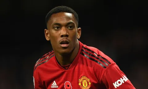 Fan Man Utd: "Cậu ấy đã trở lại, Chúa ơi tôi hạnh phúc quá"