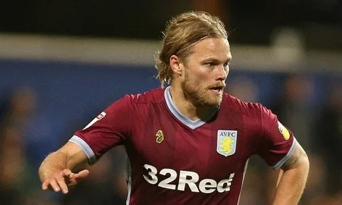 Bị Villa thải hồi, ''thần Thor'' vẫn thu hút bộ đôi Championship