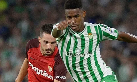 "Alba 2.0" phát biểu úp mở trên đất Ý, Liverpool có ra tay?