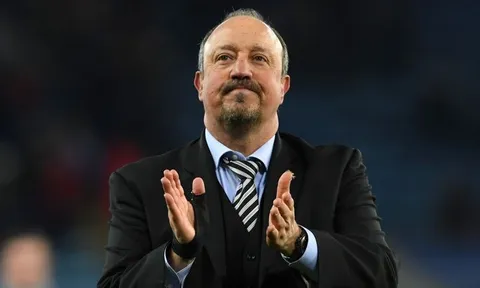 Đến Trung Quốc, Benitez ngay lập tức buông lời cực phũ với Newcastle