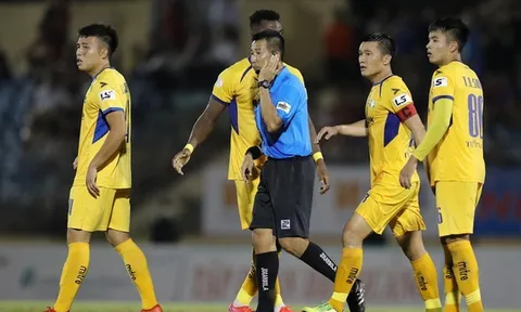 SLNA muốn dừng V-League, trao cúp vô địch cho Sài Gòn