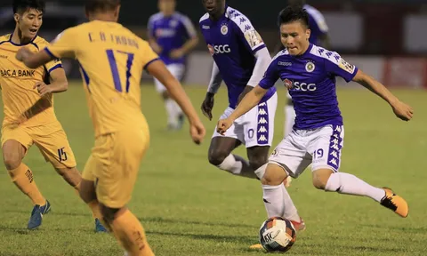 Lần đầu tiên HLV Park Hang-seo nhận định về V-League