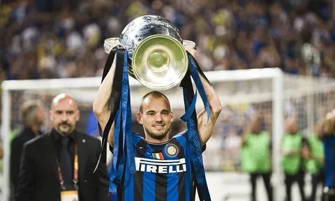 Sneijder để Quả bóng Vàng 2010 rơi vào tay Messi như thế nào?