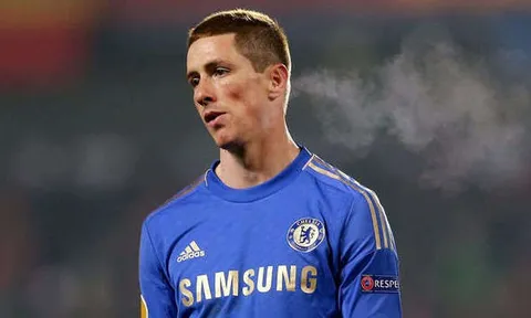 Số 9 đã bị nguyền rủa ở Chelsea như thế nào?