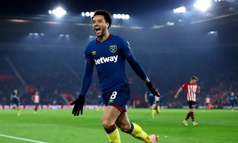 Sợ mất Coutinho, Arsenal ngắm “cỗ máy qua người” làm phương án B