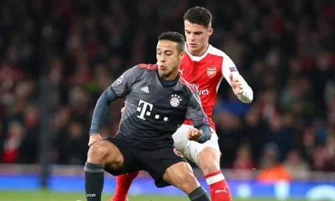 So sánh Thiago Alcantara với hàng tiền vệ Arsenal mùa 2019/20