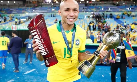 NÓNG! Lộ động thái mới nhất, Everton Soares khiến Arsenal 'bấn loạn'