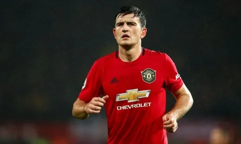SỐC! Maguire làm điều chướng mắt, CĐV M.U điên tiết đòi đuổi về CLB cũ