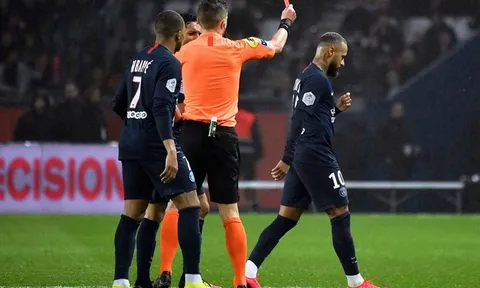 Nguyên nhân gây sốc ngăn Neymar sánh ngang hàng với Messi, Ronaldo