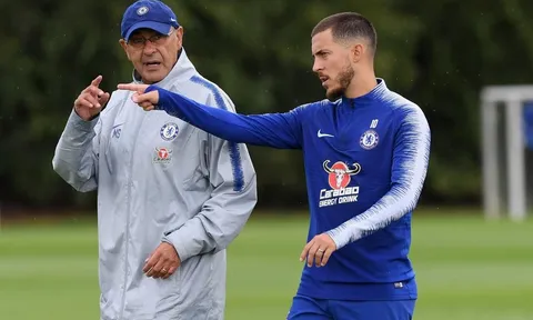 SỐC! Vừa chia tay Chelsea, Sarri đã 'bốc phốt' Hazard 1 điều