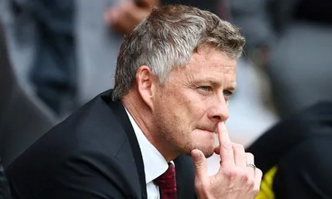 "Có vẻ Man Utd đang gặp khó, nhưng chúng tôi không muốn đứng sau họ"