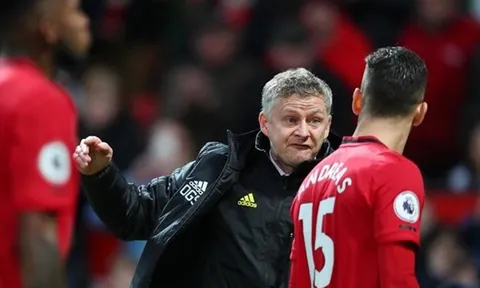 Solskjaer bất ngờ 'nắn gân' các học trò đang chơi tệ