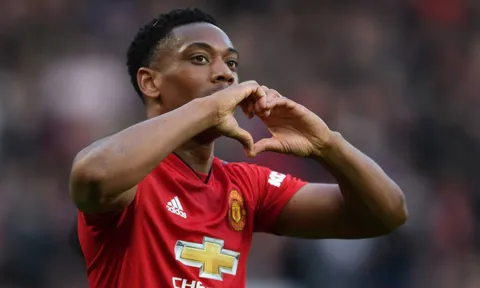Solskjaer cập nhật tình hình Martial, chốt cơ hội của Ighalo