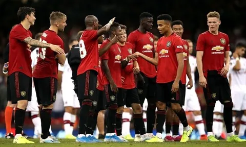 Solskjaer cứ hoang tưởng còn Ed Woodward mãi điên rồ thì tương lai của Quỷ đỏ sẽ ra sao?