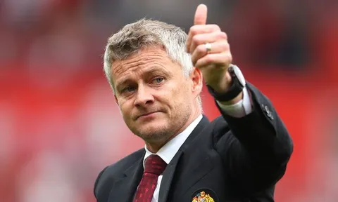 Solskjaer: "Hiện tại cậu ấy hay hơn tôi, chắc chắn là như vậy"