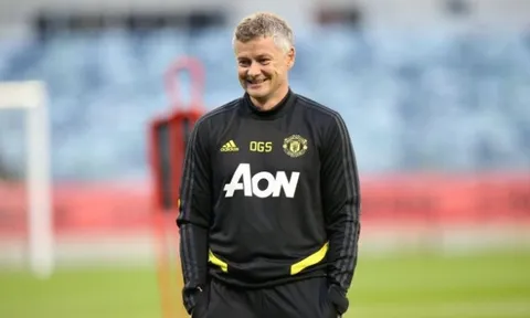 Solskjaer thẳng thừng đáp trả, "bom tấn" 70 triệu ở lại Man Utd?