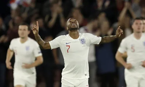 Sterling bùng nổ, Tam Sư đánh bại Kosovo trong trận cầu 8 bàn thắng