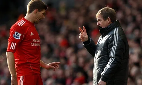 'Tượng đài' Liverpool nhiễm COVID-19, Gerrard liền phá vỡ im lặng