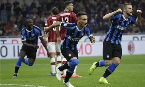 "Sự thật là Barcelona quan tâm đến cậu ấy"