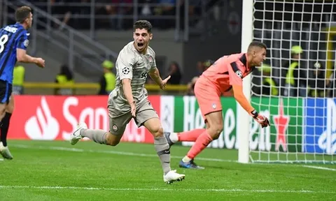Sút hỏng penalty, “hiện tượng Serie A” thua đau tại Champions League