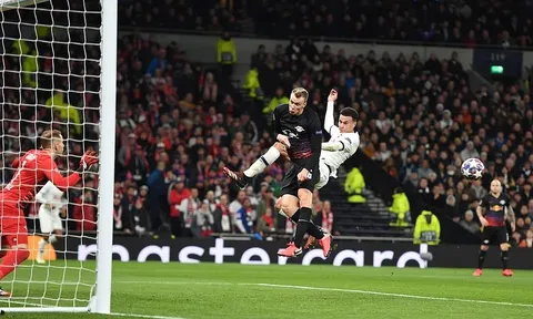 Tottenham thua trận, Dele Alli còn phản ứng thế này ngoài đường biên