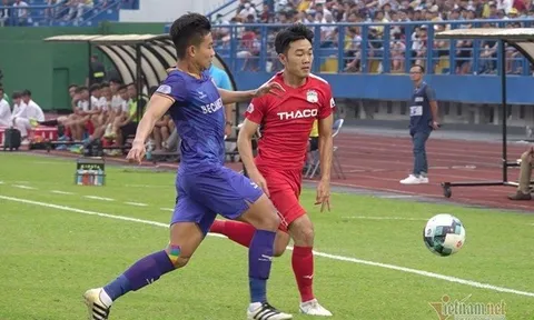 Bầu Đức dùng Anh Đức 'giải cứu' Xuân Trường: Sống trong thấp thỏm