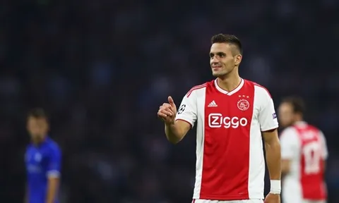 El Ghazi chỉ tên tiền vệ xuất sắc cho Aston Villa chiêu mộ