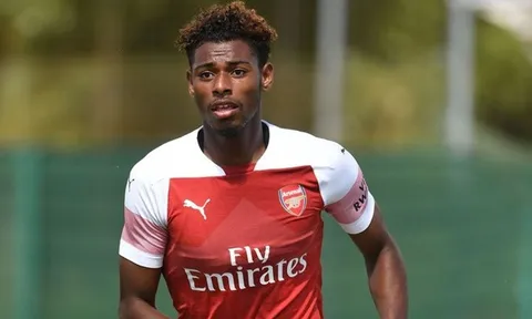 Tài năng bị Emery ghẻ lạnh: "Rời Arsenal là quyết định sáng suốt"