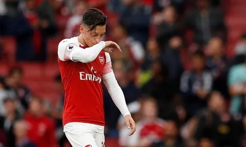 Tạm biệt nhé, Ozil!