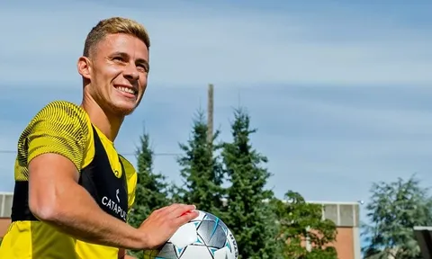Tân binh 25 triệu của Dortmund lên tiếng: "Tôi thích chịu nhiều áp lực"