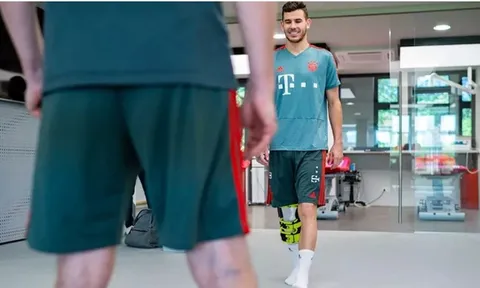 Tân binh Bayern: "Tôi sẽ lành lặn trở lại để cống hiến hết mình cho màu áo này"