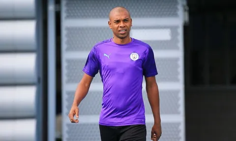 Tân binh chơi hay, công thần Man City ngậm ngùi làm 1 việc