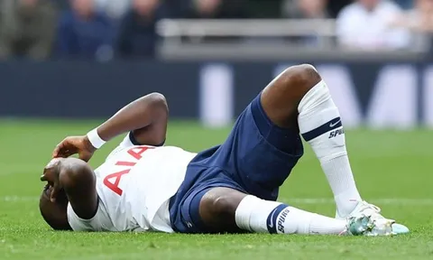 Nối gót Pogba, 'bom tấn' không được lòng Mourinho dính virus Corona